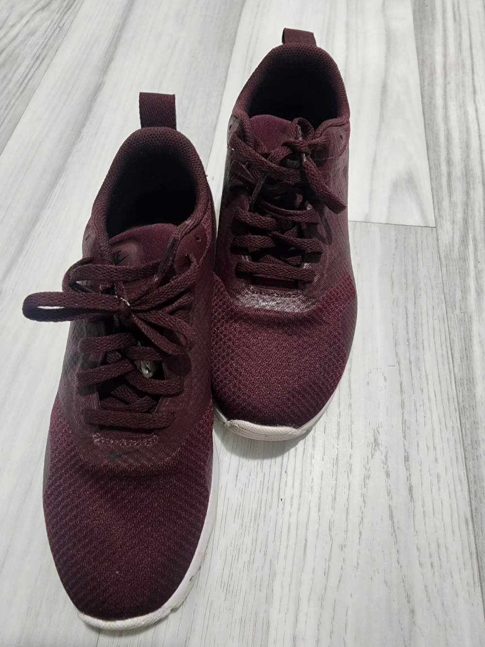 Nike Maroon Knit Running Sneakers